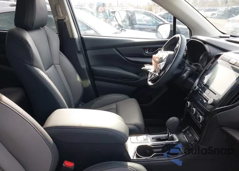 2022 Subaru Ascent Onyx Edition из США, поврежденный, VIN 4S4WMAJD5N3425625